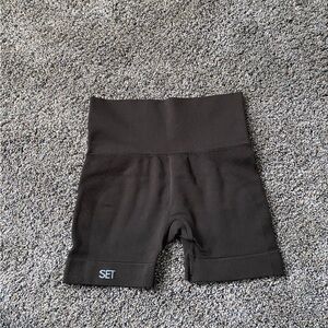 Set active sculpt flex biker shorts size XS espresso